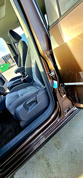 Volkswagen Touran 17 of 30