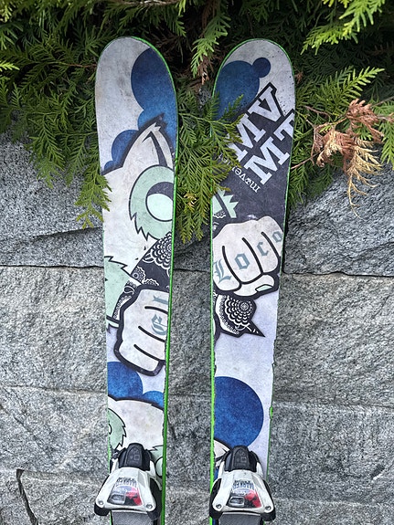 Product image 2 of 9