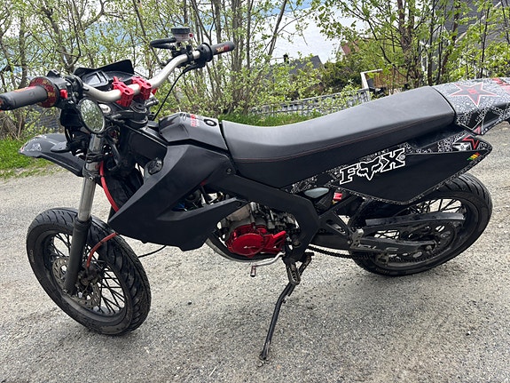 Derbi Senda R 50 2 of 5