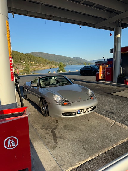 Porsche Boxster 12 of 30