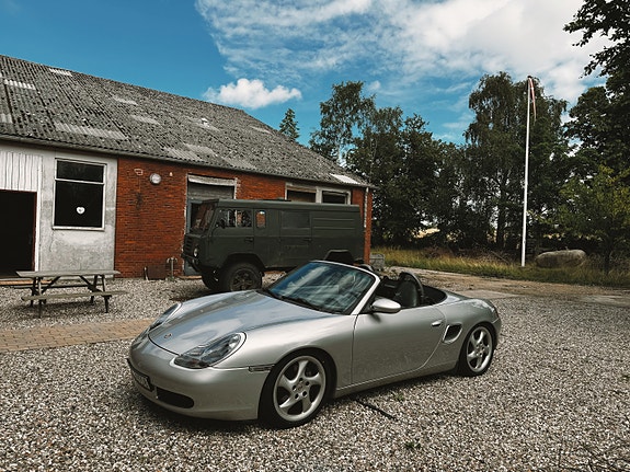 Porsche Boxster 18 of 30