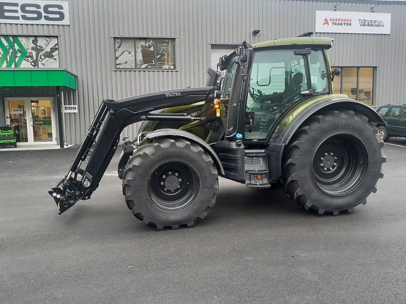 Valtra N175 Versu 2022, kr 1 320 000,-