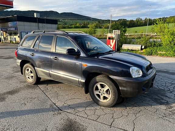 Hyundai Santa Fe 3 of 5