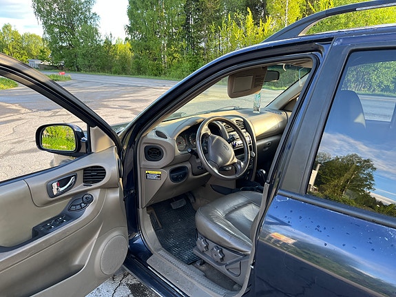 Hyundai Santa Fe 5 of 5