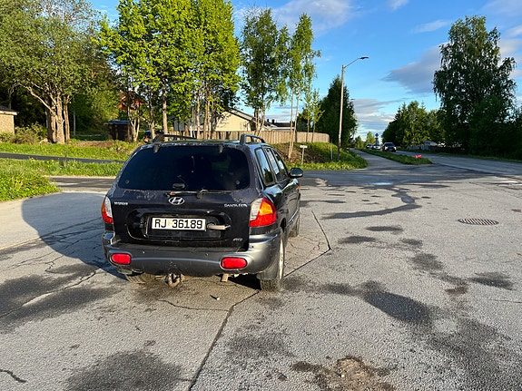 Hyundai Santa Fe 4 of 5