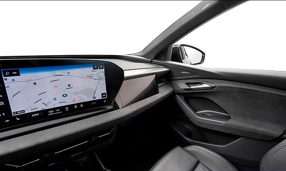Audi SQ6 e-tron 15 of 25