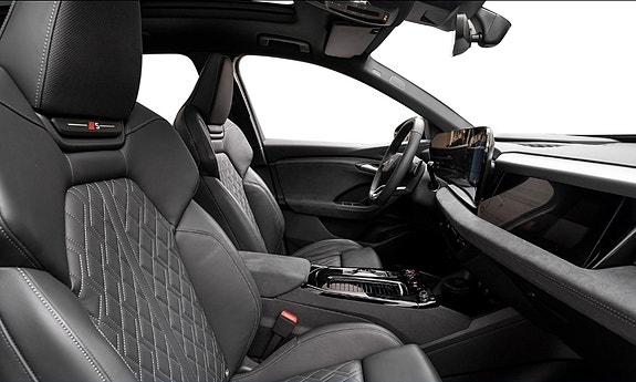 Audi SQ6 e-tron 13 of 25