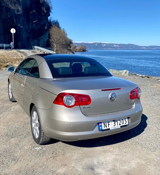 Volkswagen Eos 6 of 14
