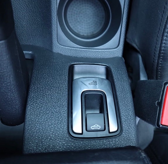 Volkswagen Eos 14 of 14