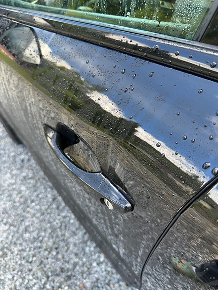Peugeot e-2008 13 of 13