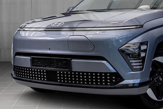 Hyundai Kona 2 of 5