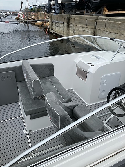 Ibiza 640 BR med Yamaha 150 hk V-Max – Demobåt med full garanti! 2025 modell 3 of 5
