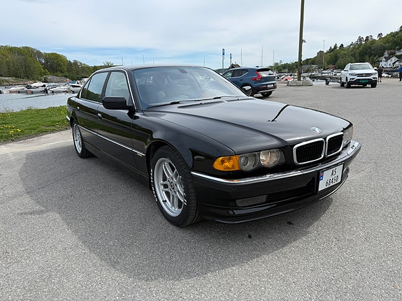 BMW 740Il 2000 photo 2