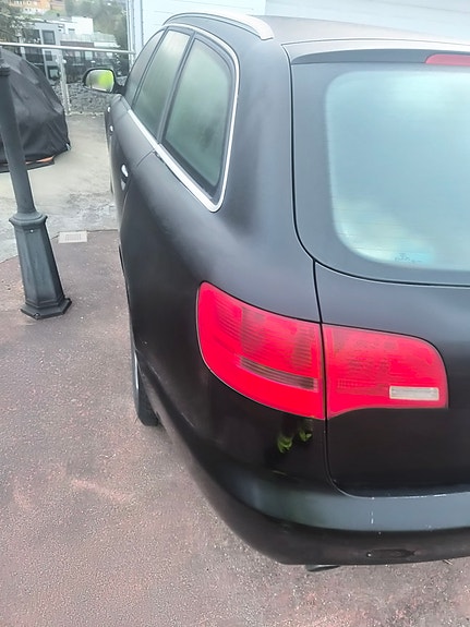 Audi A6 4 of 5