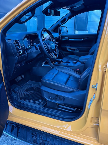 Ford Ranger 16 of 24
