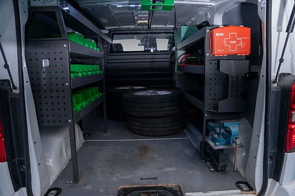 Citroen E-Jumpy 21 of 24