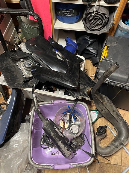 Yamaha DT 125 9 of 12