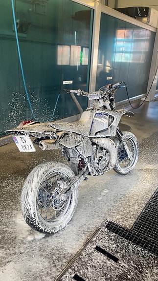 Yamaha DT 125 2 of 12
