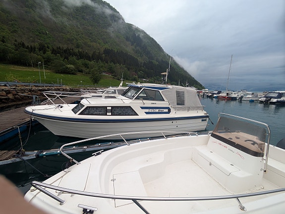 Saga 25 CC.HT.Nyoverhalt motor Volvo Penta 31 P Se bilde av hva som er gjort 2 of 5