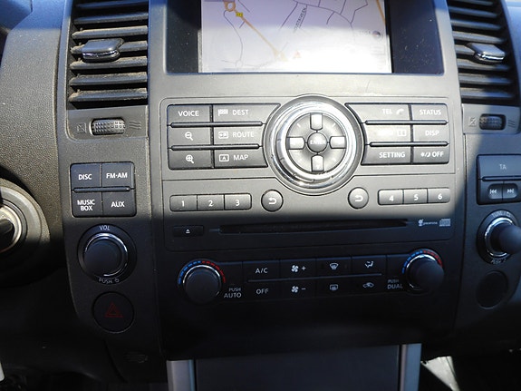 Nissan Navara 25 of 28