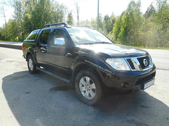 Nissan Navara 2 of 5