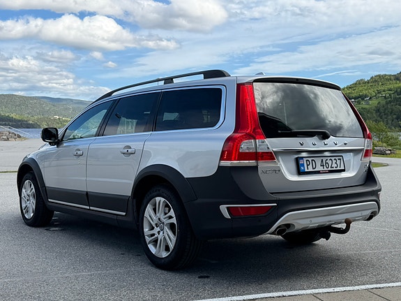 Volvo XC70 5 of 19