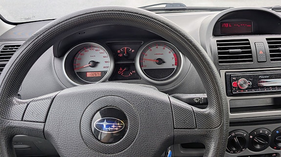 Subaru Justy 11 of 16