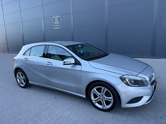 Mercedes-Benz A-Klasse 2 of 5