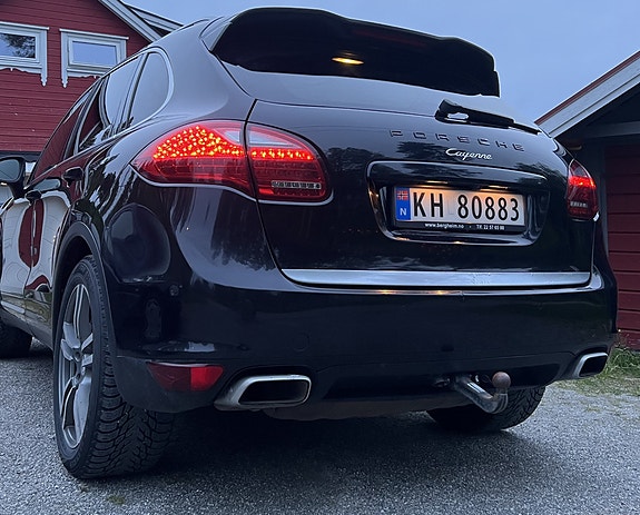 Porsche Cayenne 6 of 19