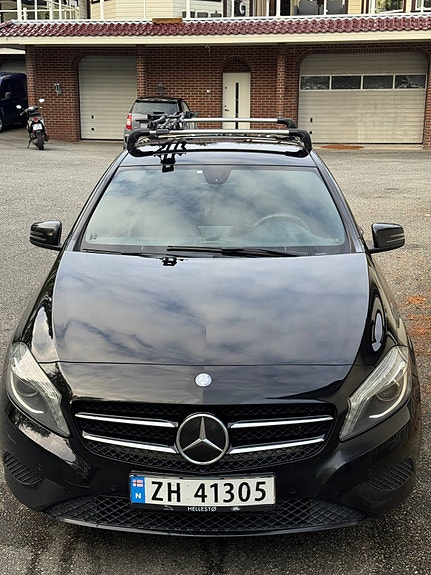 Mercedes-Benz A160 4 of 5
