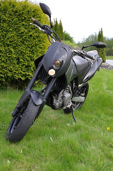KTM LC4 640 Duke 4 of 5
