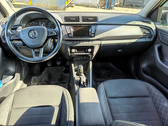 Skoda Fabia 9 of 15