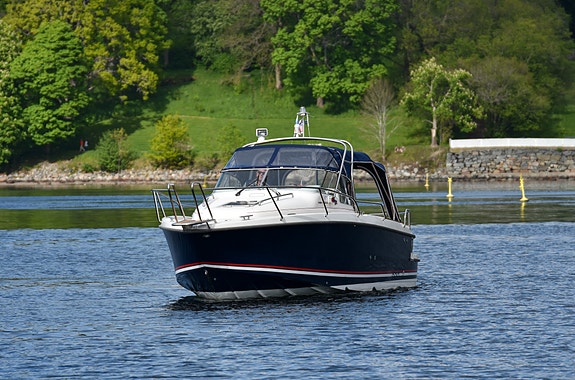 Godt kjøp! Velholdt Nimbus 300R. Volvo Penta D6-350. Ny kalesje. Bør sees! 10 of 30