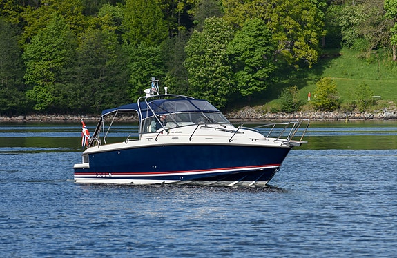 Godt kjøp! Velholdt Nimbus 300R. Volvo Penta D6-350. Ny kalesje. Bør sees! 8 of 30