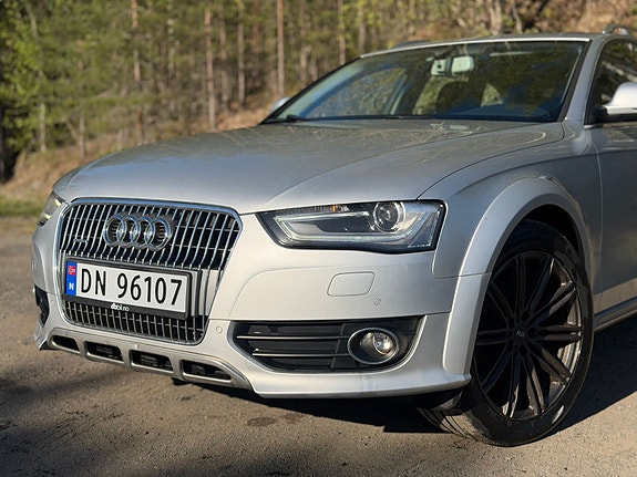 Audi A4 allroad 5 of 5