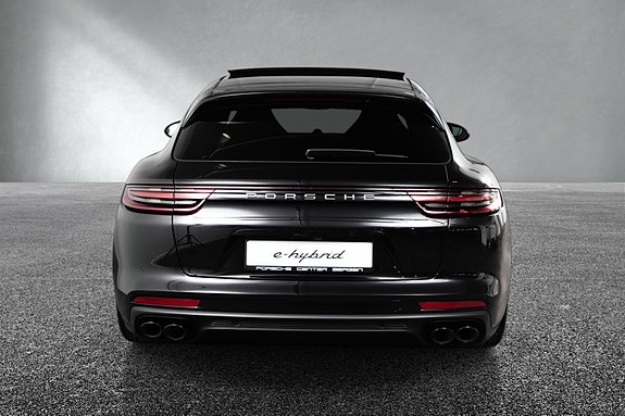 Porsche Panamera 5 of 5