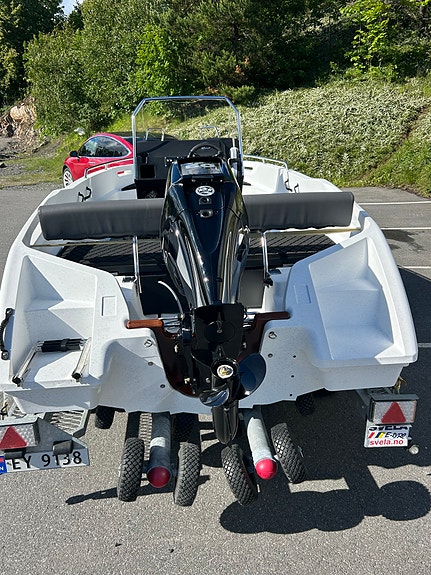 Båt leies ut. Fabrikkny Pioner Explorer 16, 60Hk Mercury 19 of 25