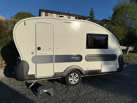 Adria Action 391 LH 4 of 5