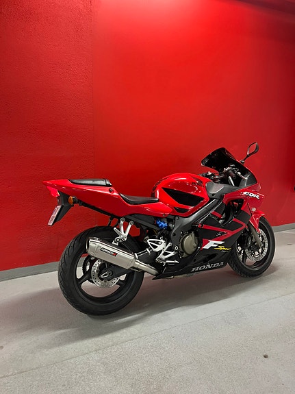 Honda CBR 600 F 3 of 5