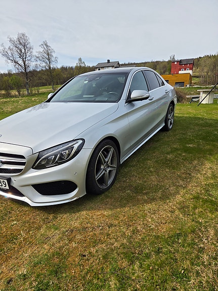 Mercedes-Benz C180 3 of 5