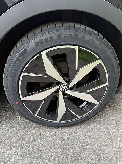 Volkswagen ID.5 GTX 6 of 15