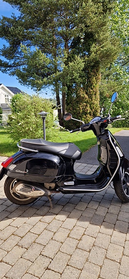 Vespa GTS 125 4 of 4