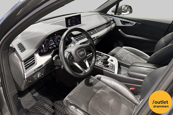 Audi Q7 11 of 24