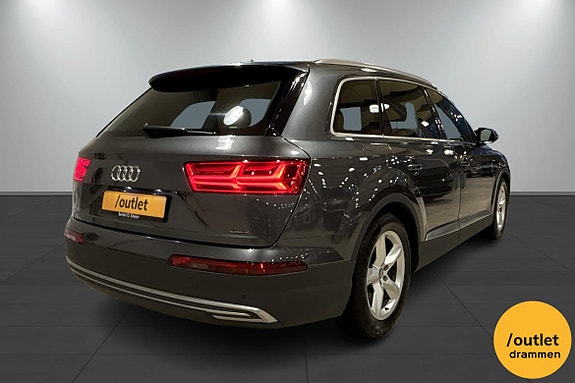 Audi Q7 8 of 24