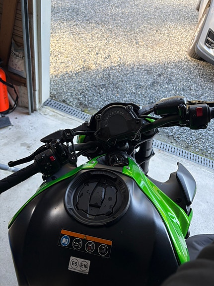 Kawasaki Z 900 5 of 10