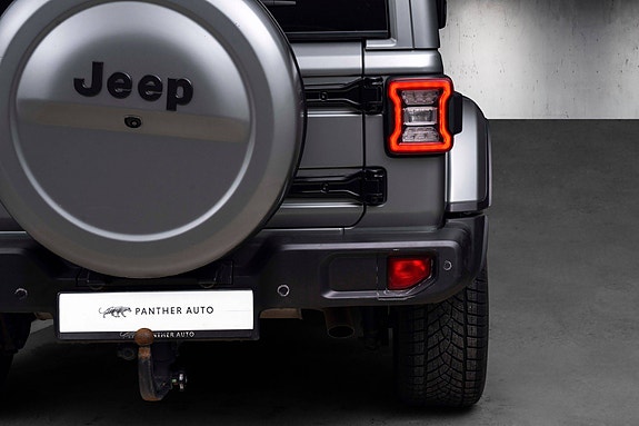 Jeep Wrangler 6 of 24