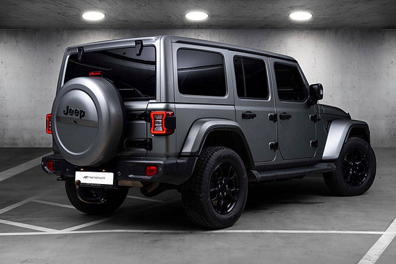 Jeep Wrangler 3 of 24