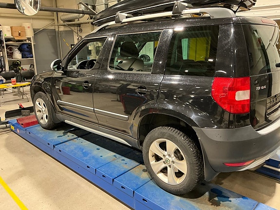 Skoda Yeti 2 of 5