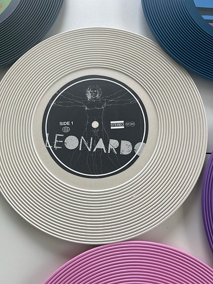 Product image 8 of 9