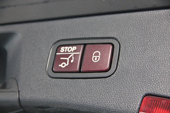 Mercedes-Benz E-Klasse 30 of 30